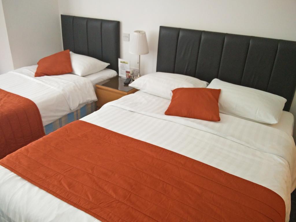 Adria Hotel Лондон Екстериор снимка